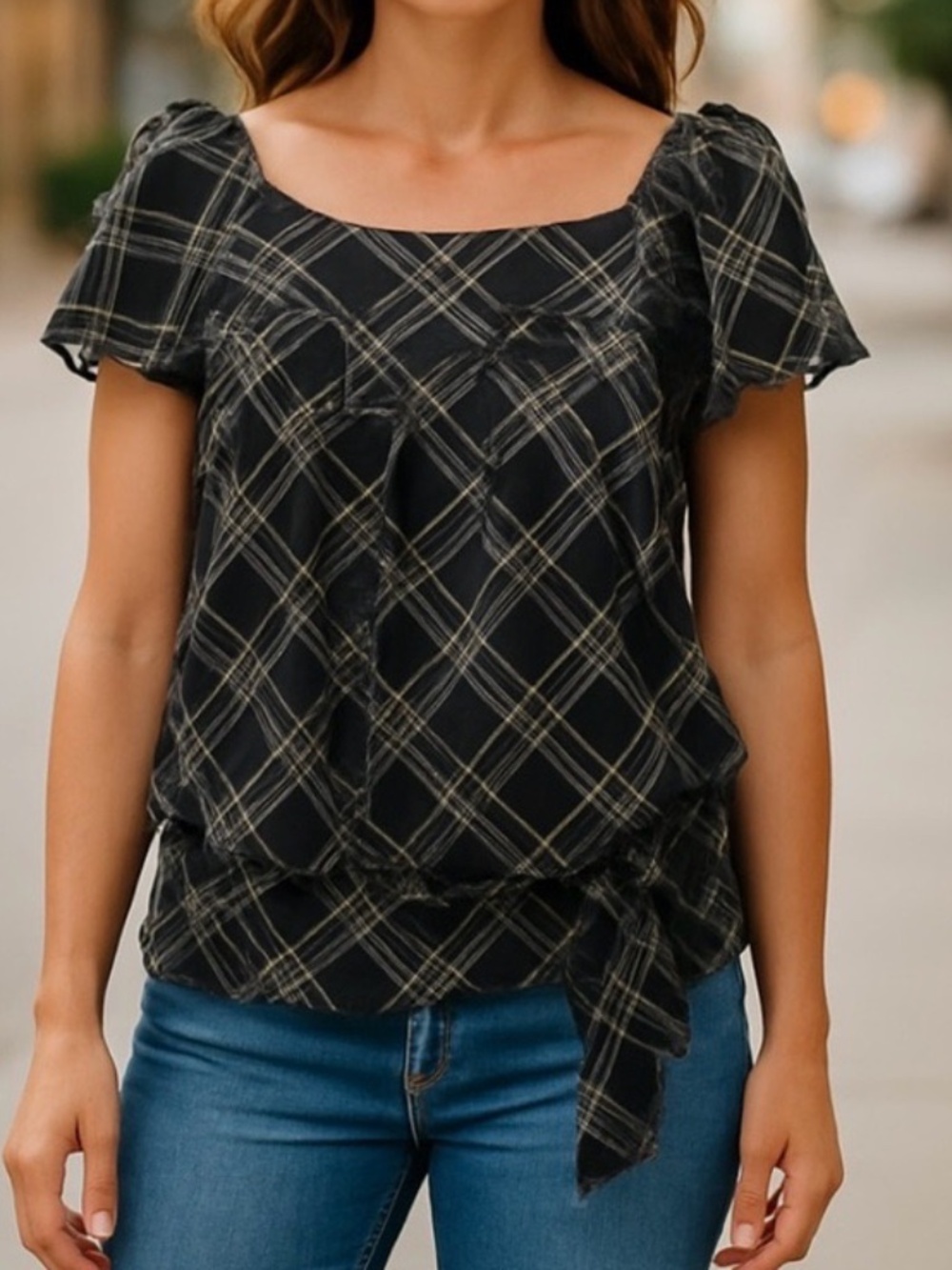 Apt. 9 Black and White Asymmetrical Tie Front Blouse size Medium